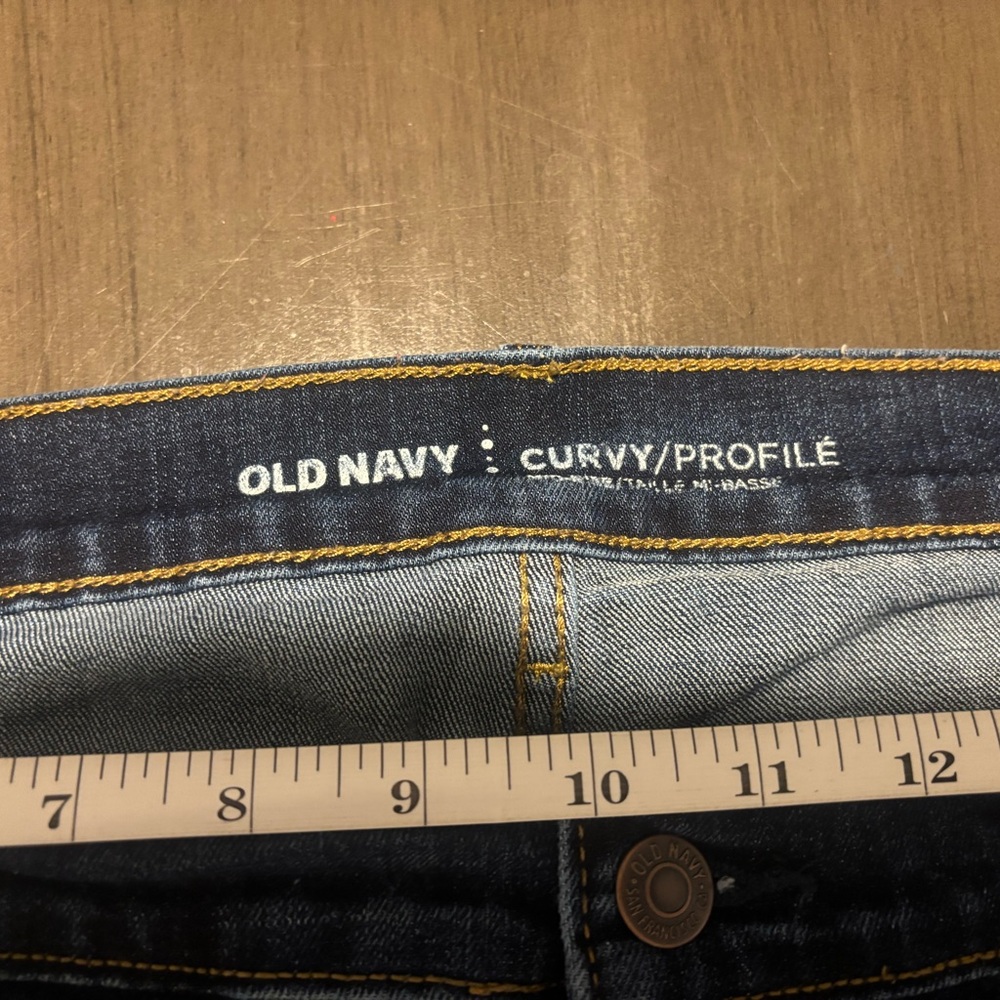 Old Navy Curvy Profile Denim Jeans